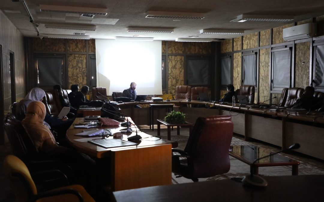 رئيس الجامعة يبحث إنجازات كلية الطب في نيل الاعتماد الدولي