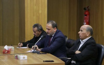رئيس جامعة بنغازي يجتمع مع عميد كلية الطب البشري ورؤساء أقسامها العلمية
