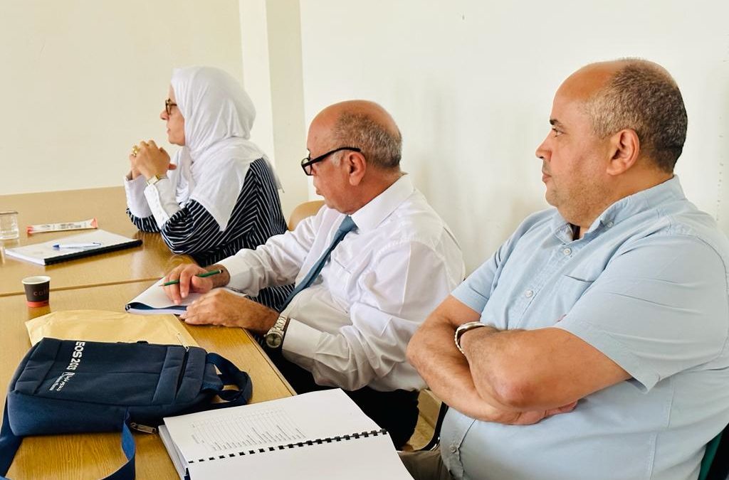 سة اعتلال الشبكة الناجم عن استخدام طويل الأمد الهيدروكسي كلوروكين”