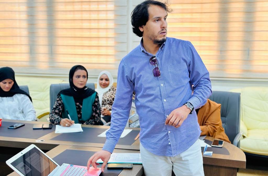 اختتام دورة إعداد التقارير الإدارية والأرشفة