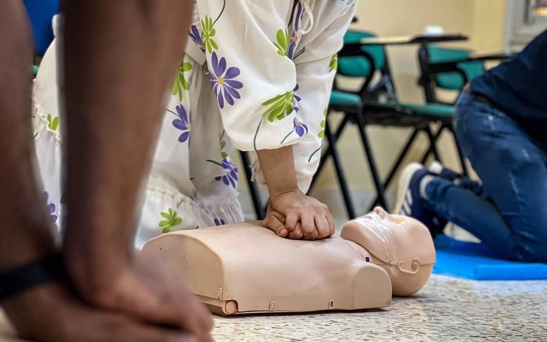 تدريب فريق جديد من Lifesavers لطلبة جامعة بنغازي بمستشفى الهواري