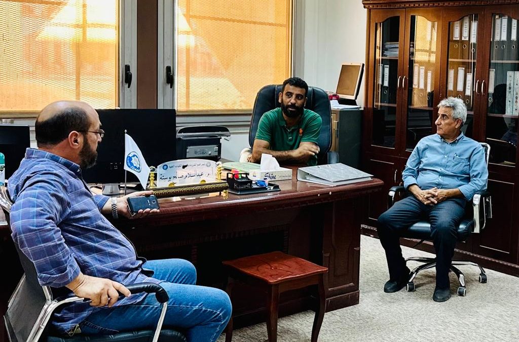 اجتماع تشاوري بين المركز الإعلامي وإدارة الشوؤن الفنية والمشروعات