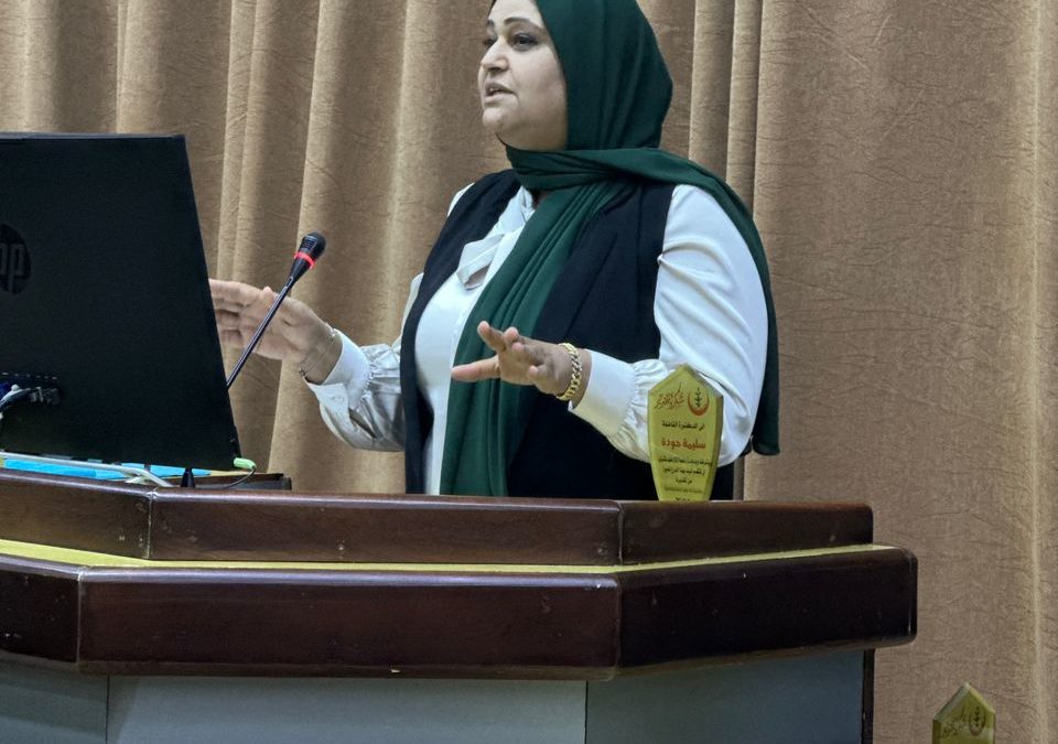 كلية الطب تكرّم عميدها ووكيلها ورؤساء الأقسام بمناسبة اختتام امتحانات السنة الثانية