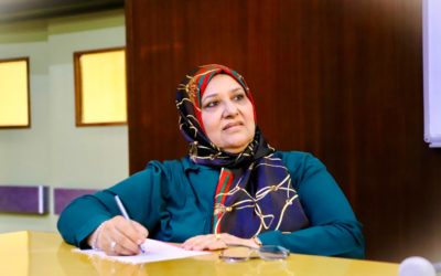 طلبة سنة ثانية يقدمون محاضرة الفصل المقلوب في كورس أنسجة الدماغ