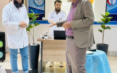 طلبة الامتياز بقسم طب الأسرة والمجتمع يشاركون في اليوم العلمي لمرضى السكر