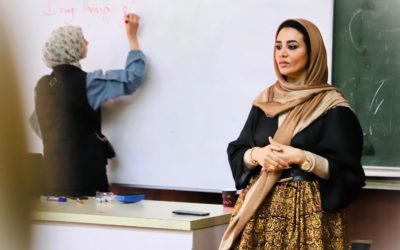قسم علم الأدوية ينفذ تجربة الفصل المقلوب لطلبة السنة الثالثة بطب البشري