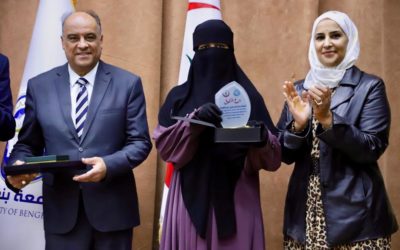 كلية الطب تُكرم الطلبة الأوائل