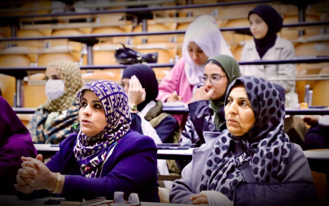 كلية الطب تنظم جلسة تعليمية تحت عنوان “الفصل المقلوب”
