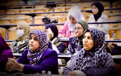 كلية الطب تنظم جلسة تعليمية تحت عنوان “الفصل المقلوب”