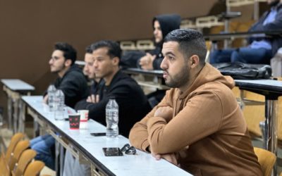 جلسة نقاش ما بعد الامتحان في قسم علم الأدوية