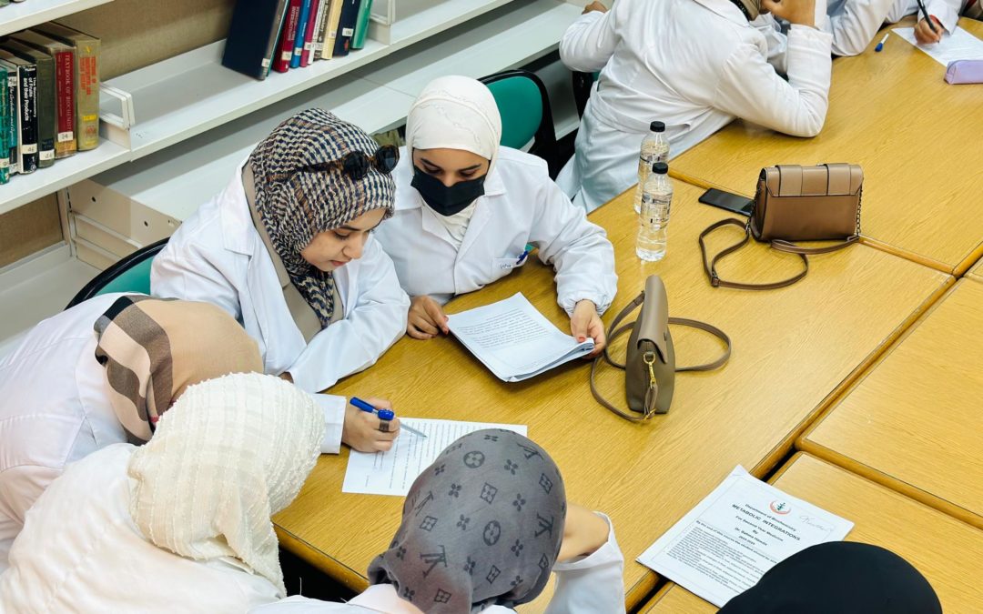 جامعة بنغازي: عقد ثاني جلسة للتعلم المبني على الفريق في كلية الطب البشري