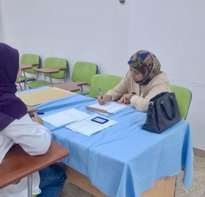 كلية الطب البشري تجري امتحان الأوسكي لطلاب السنة الرابعة لتعزيز المهارات السريرية