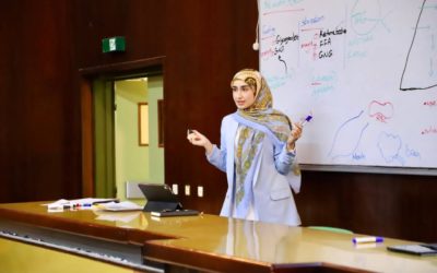 قسم الكيمياء الحيوية يطبّق نظام الفصل المقلوب لطلبة السنة الثانية بكلية الطب