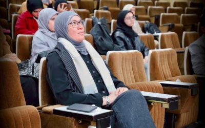 كلية الطب البشري تُنفذ جلسة تعليمية بأسلوب الفصل المقلوب