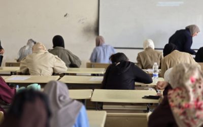 انطلاق الامتحانات الجزئية للكيمياء العامة لطلبة الإعداديات الطبية