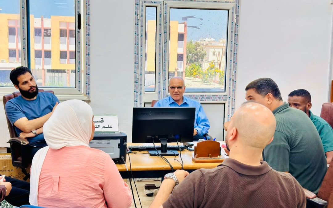 مجلس الدراسات العليا بقسم علم التشريح والأجنة يعقد اجتماعه الدوري